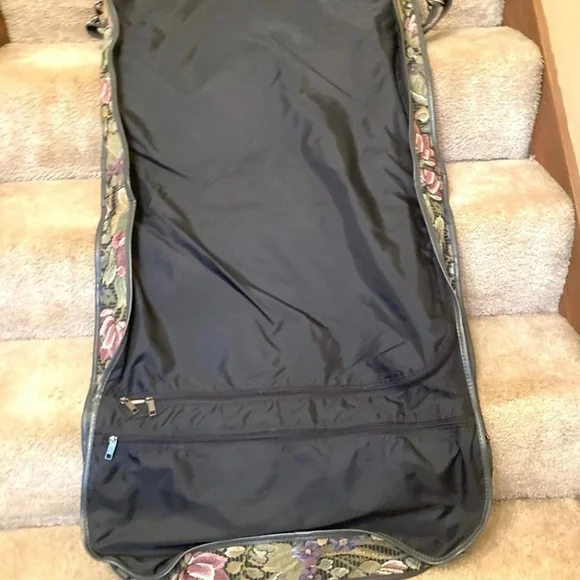 Vintage Paisley Tapestry Garment Bag - Picture 5 of 5